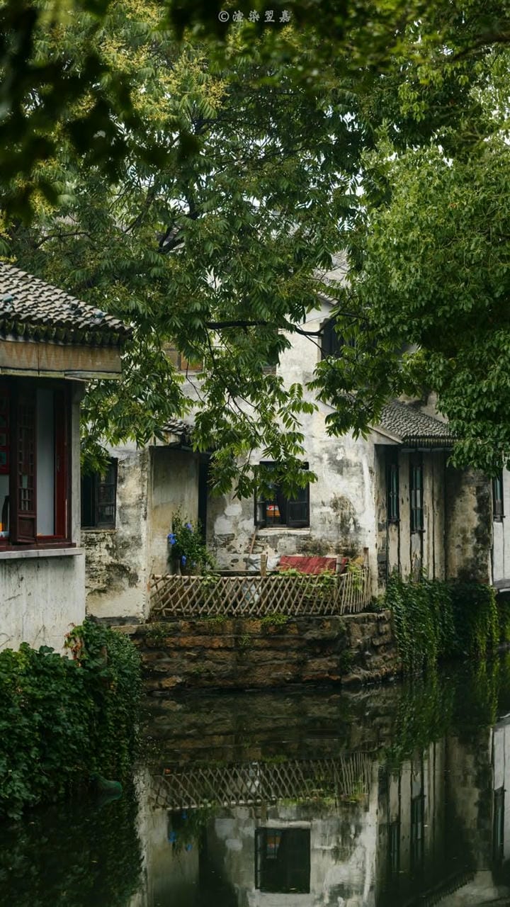 ảnh chill lofi góc phố yên tĩnh