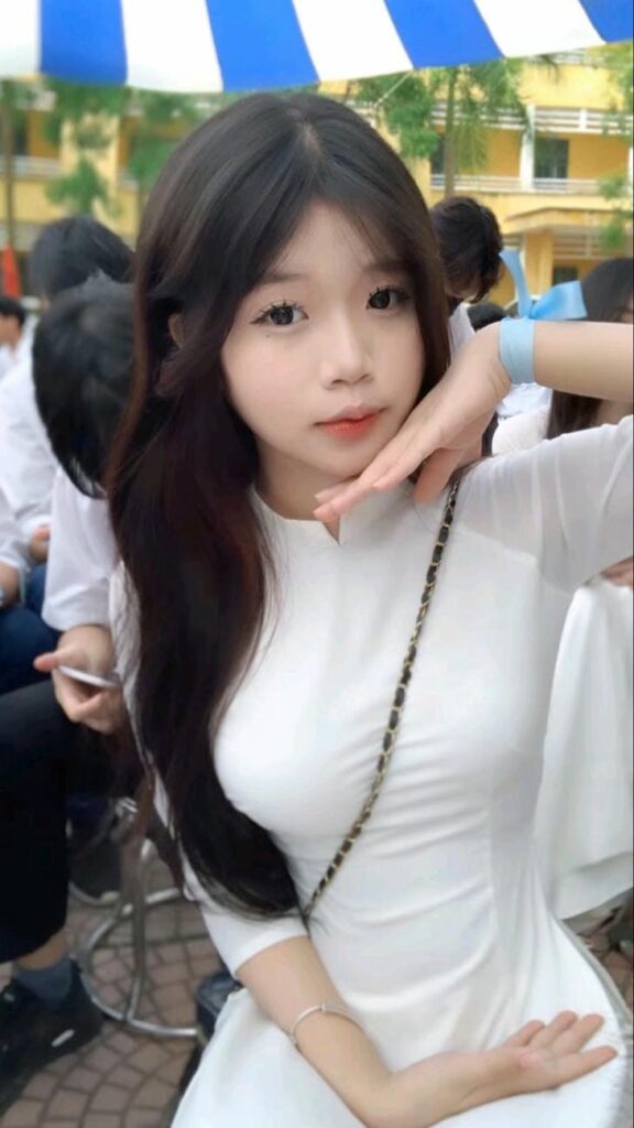gái xinh 2k9 Hồng ánh