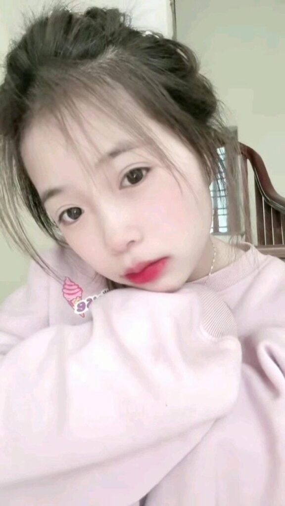 gái xinh 2k9 ánh mun
