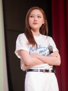 em gai tran thanh 20.jpg